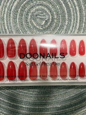 Doonails Rose Red Medium Almond Soft Gel Press Ons NEW